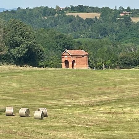 La Valle Incantata Villanova d'Asti Buitenkant foto